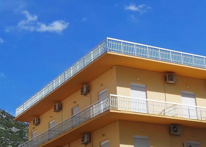 Andreou 2* Loutráki